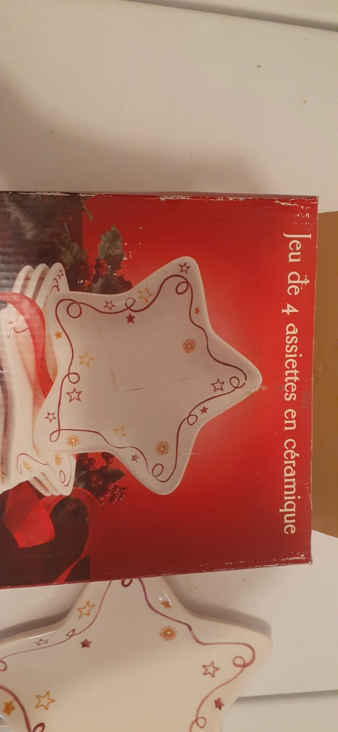 Set of 4 Star-Shaped Ceramic Plates - photo 3