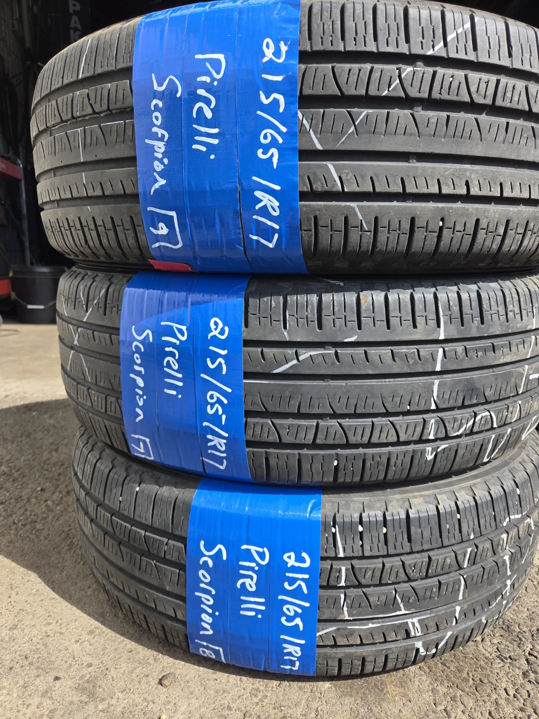 Pirelli Scorpion 215/65R17 Tires (Set of 3)