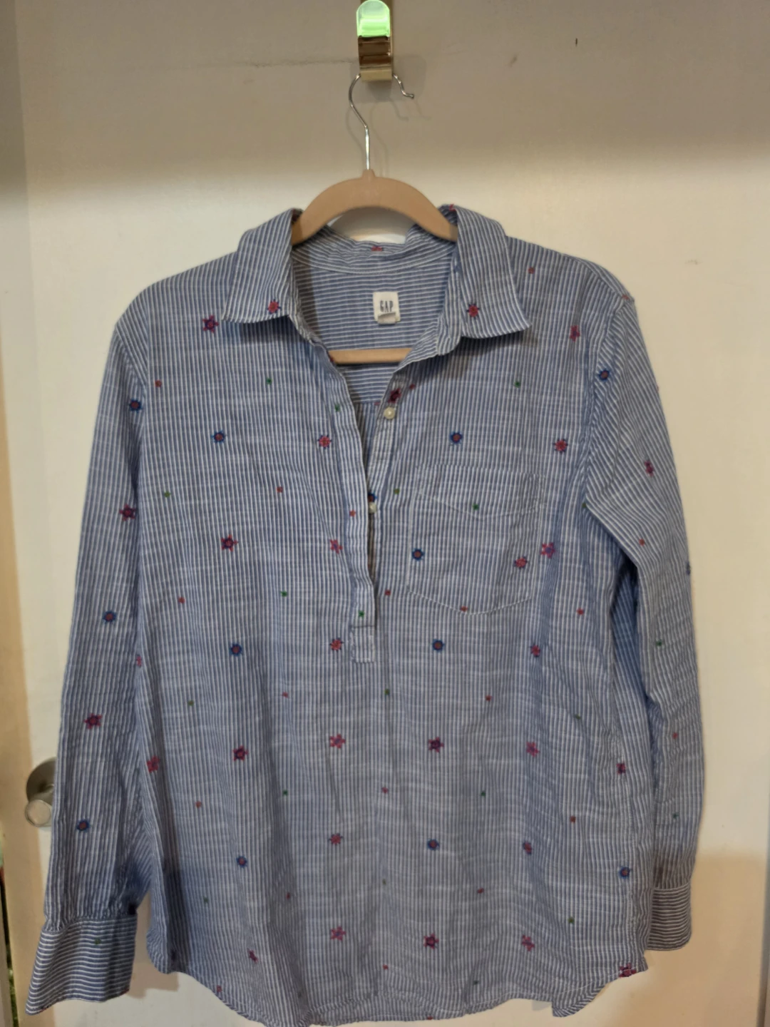 Gap Blue Striped Floral Shirt - Size M