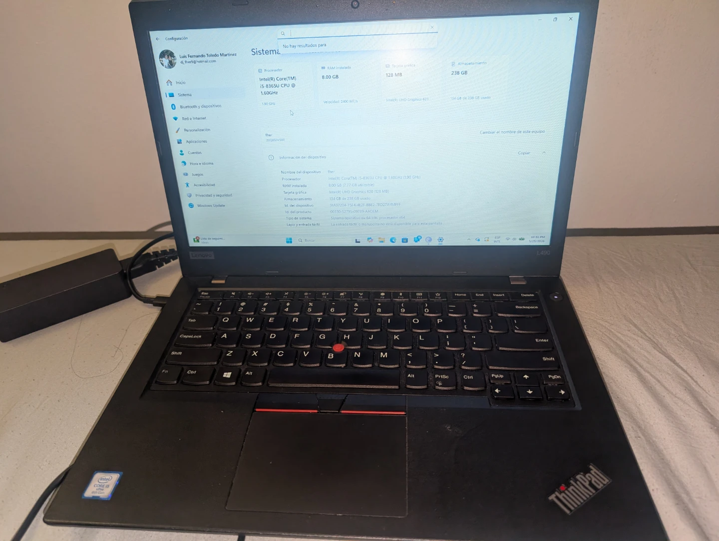 Lenovo ThinkPad Laptop i5-8365U 8GB RAM 238GB SSD