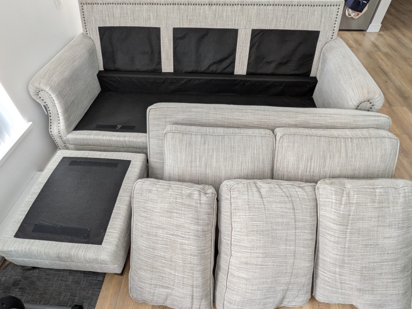 Modern Light Grey Sectional Sofa with Chaise - photo 3