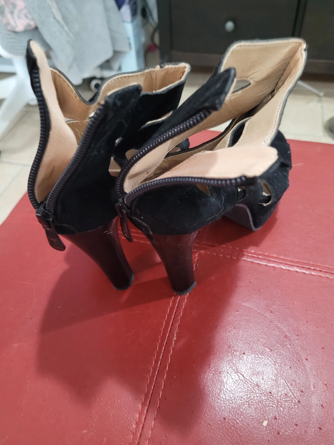 Black Suede Cutout Heels - Size 37 - photo 3
