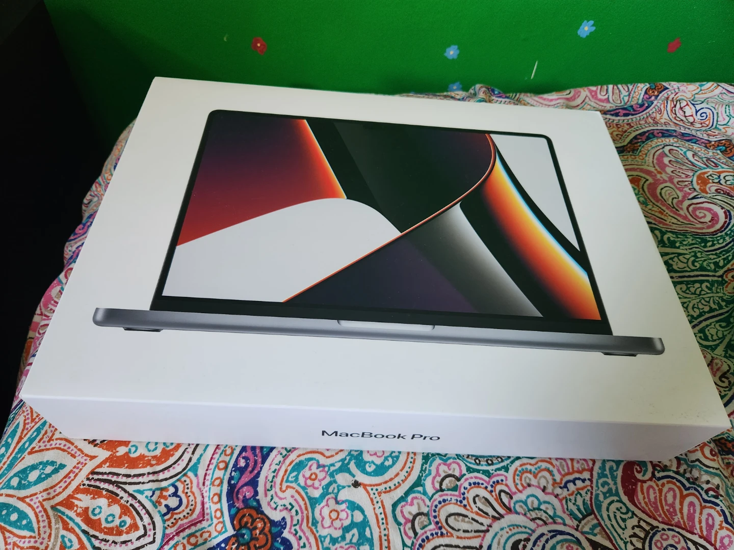 Apple MacBook Pro Laptop 2021