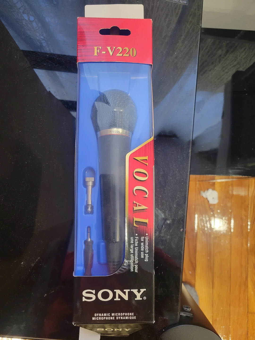 Sony F-V220 Dynamic Vocal Microphone - photo 2