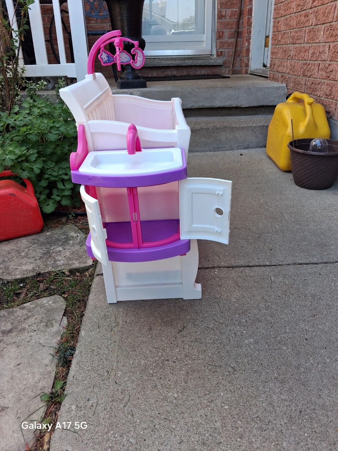Doll Crib and Changing Station Play Set - photo 3