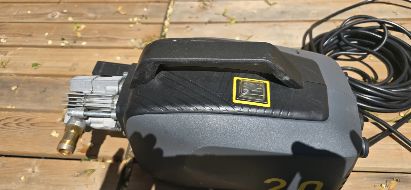 Active 2.0 Pressure Washer - photo 4