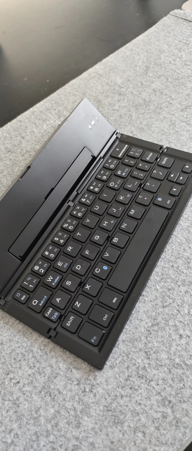Folding Bluetooth Keyboard