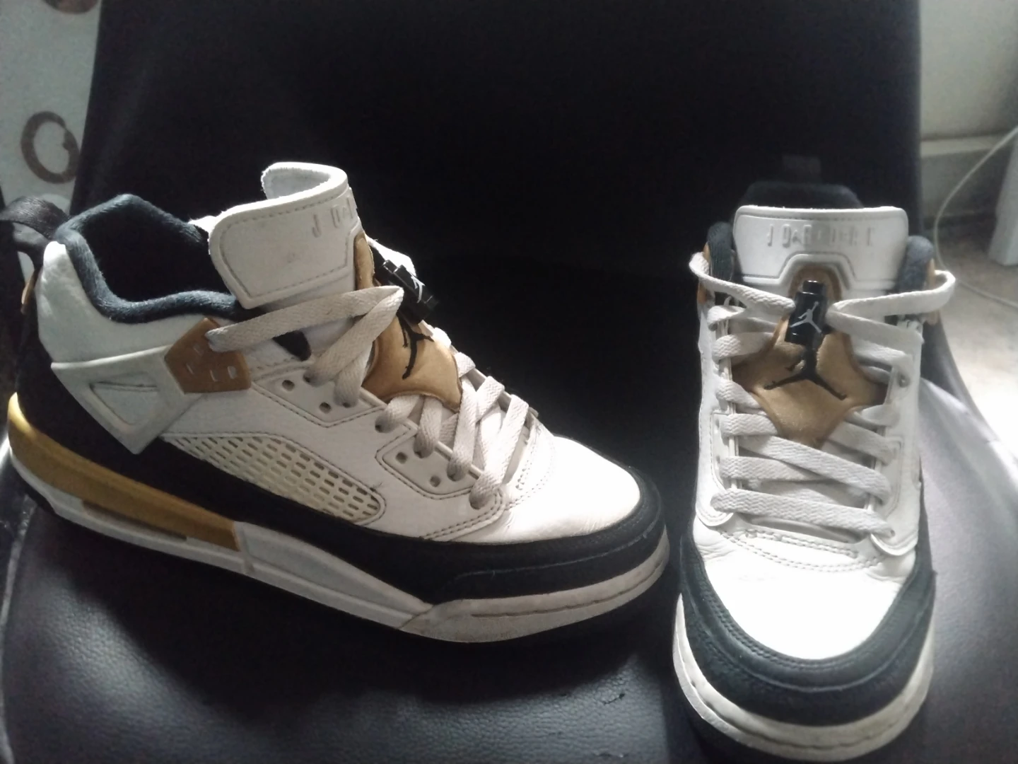Jordan Sneakers - photo 2