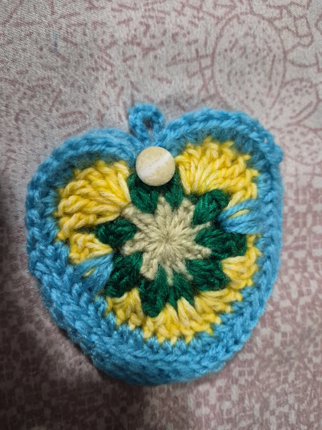 Crocheted Clam Shell Coin Pouch - photo 3