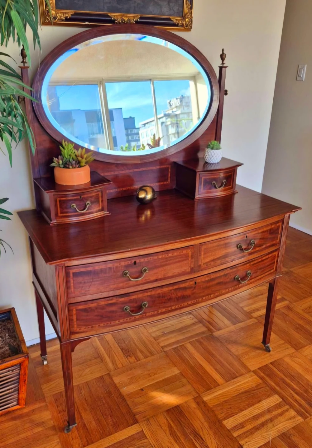 Antique Solid Wood Vanity Dresser With Mirror On Caster Wheels - photo 3