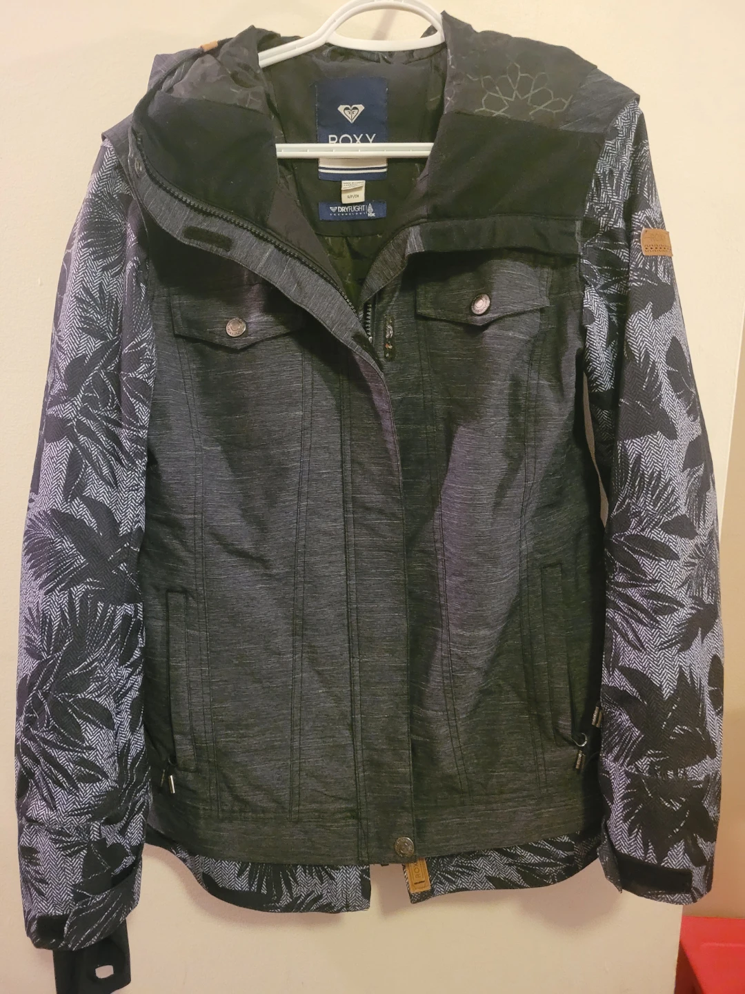 Roxy Women's Ski Snowboard Jacket