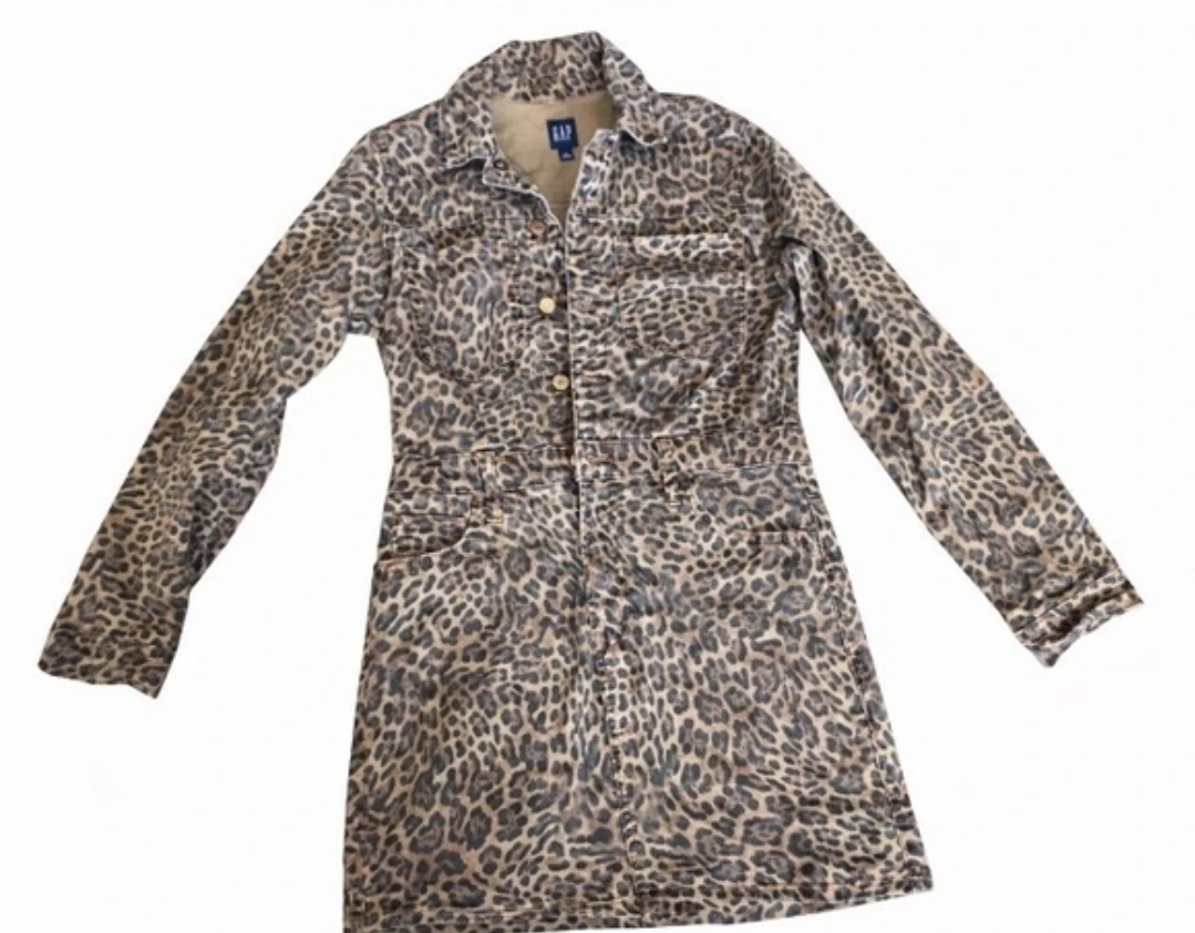 GAP Leopard Print Denim Utility Mini Dress • Small - photo 2