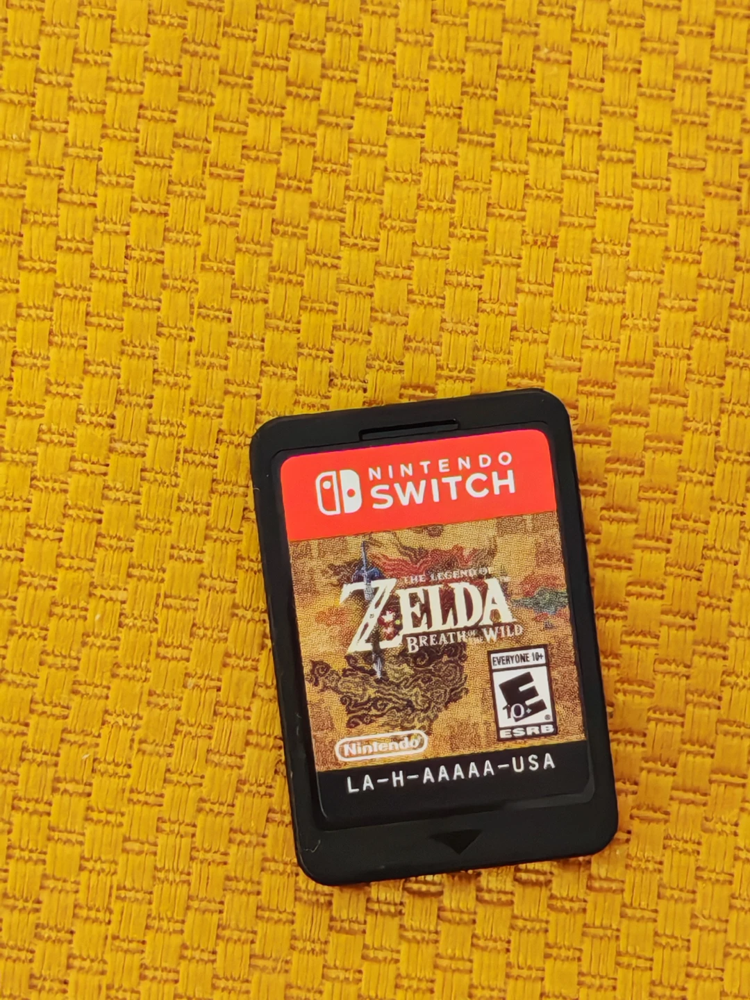 The Legend of Zelda: Breath of the Wild Nintendo Switch Game - photo 3