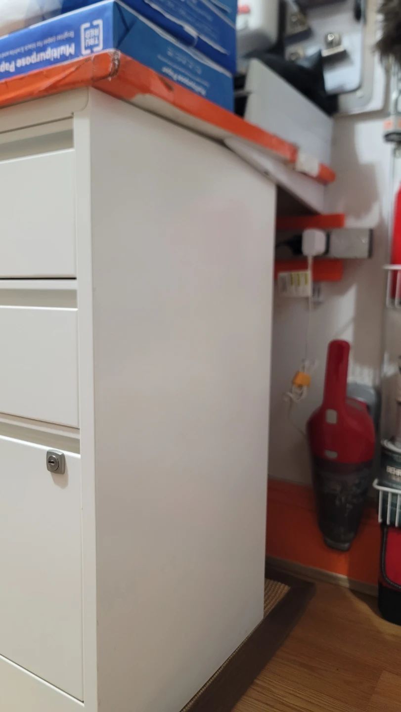 Bisley 3 Drawer Filing Cabinet - photo 5