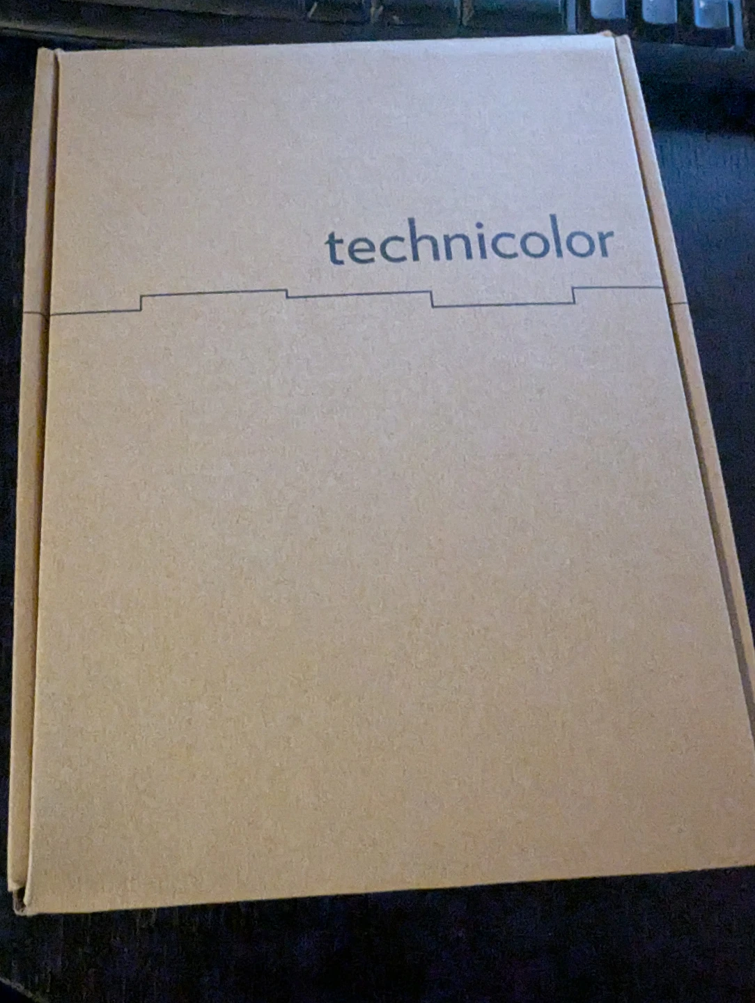 Technicolor TC4350 DOCSIS 3.0 Cable Modem - photo 3
