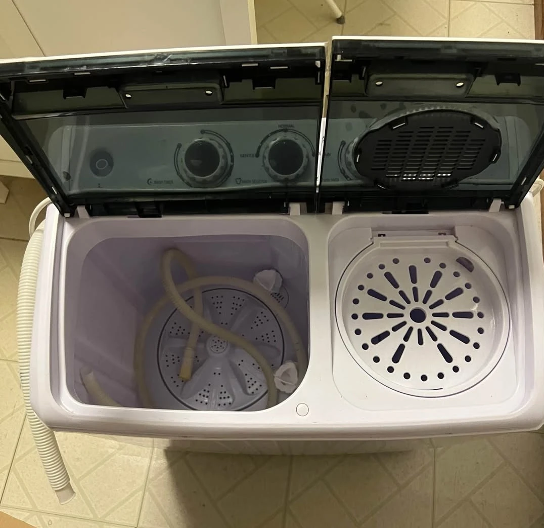 Compact Twin Tub Washing Machine - photo 2
