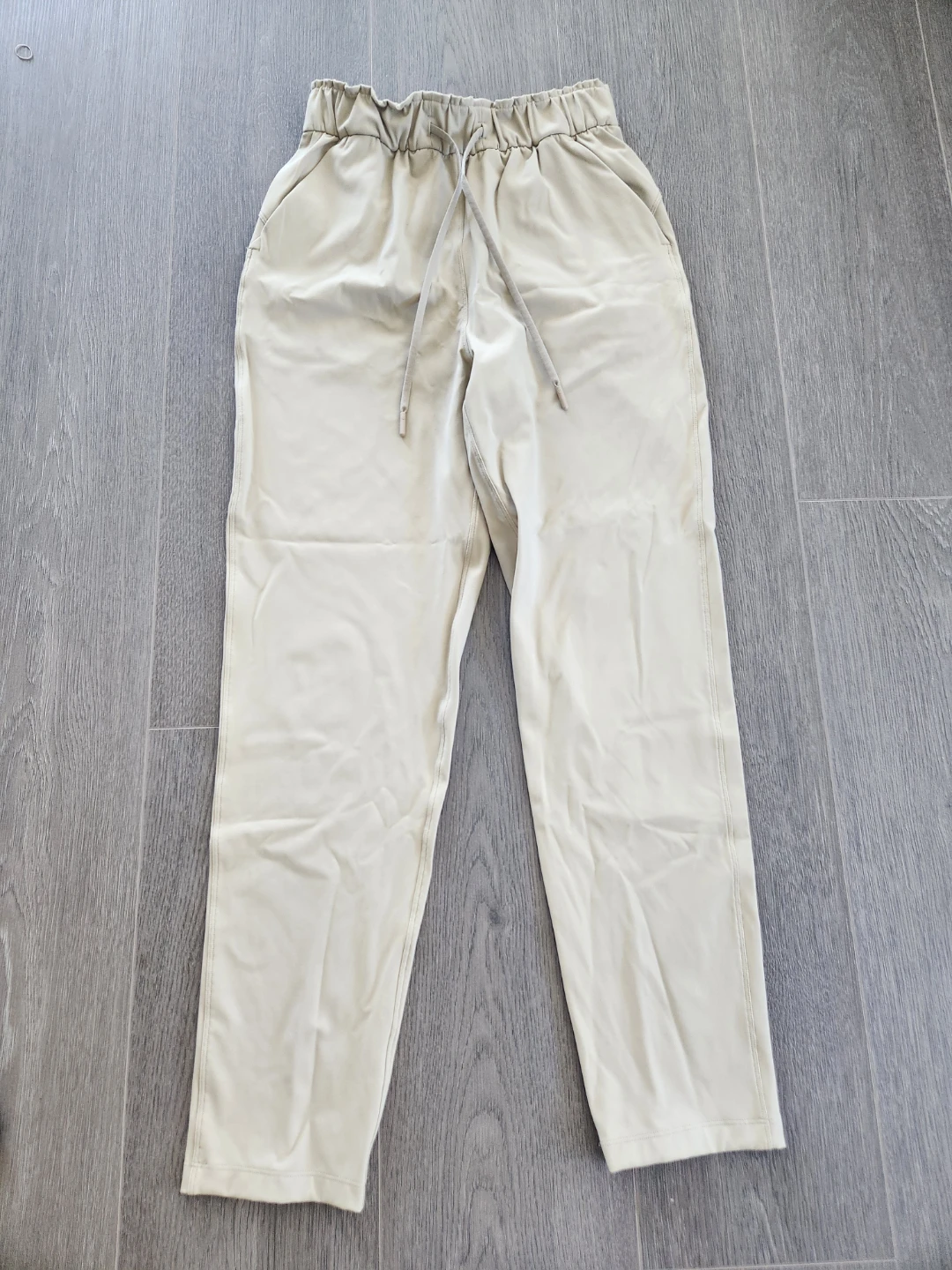 Lululemom Cream Colour High Waisted Drawstring Pants