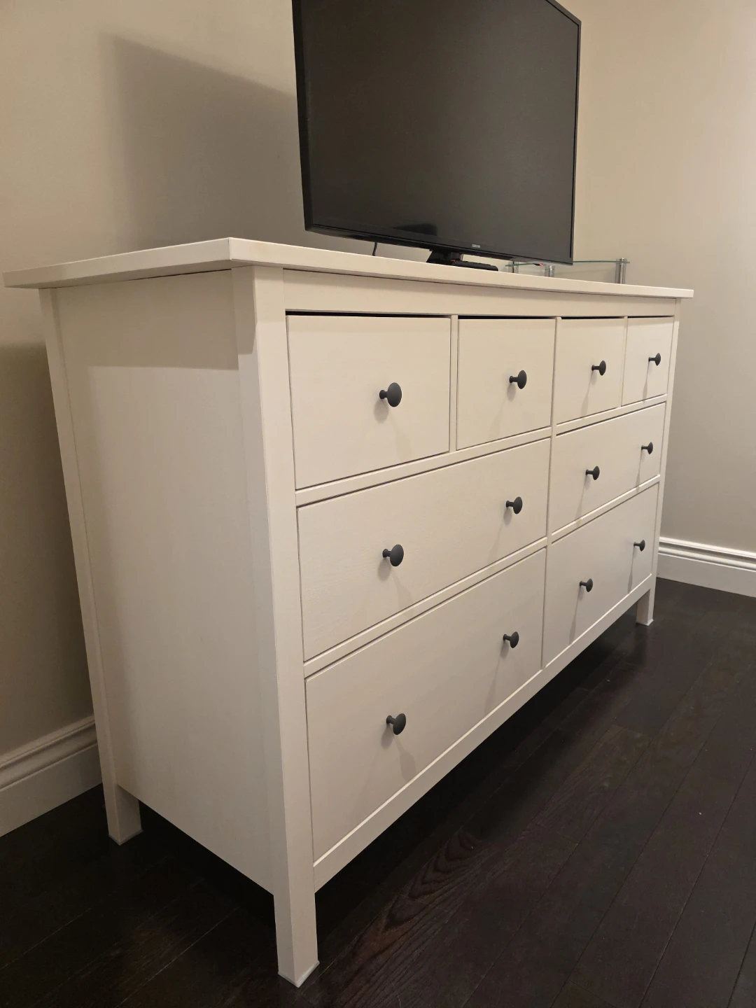 White 8-Drawer Dresser (Ikea - Gullaberg)