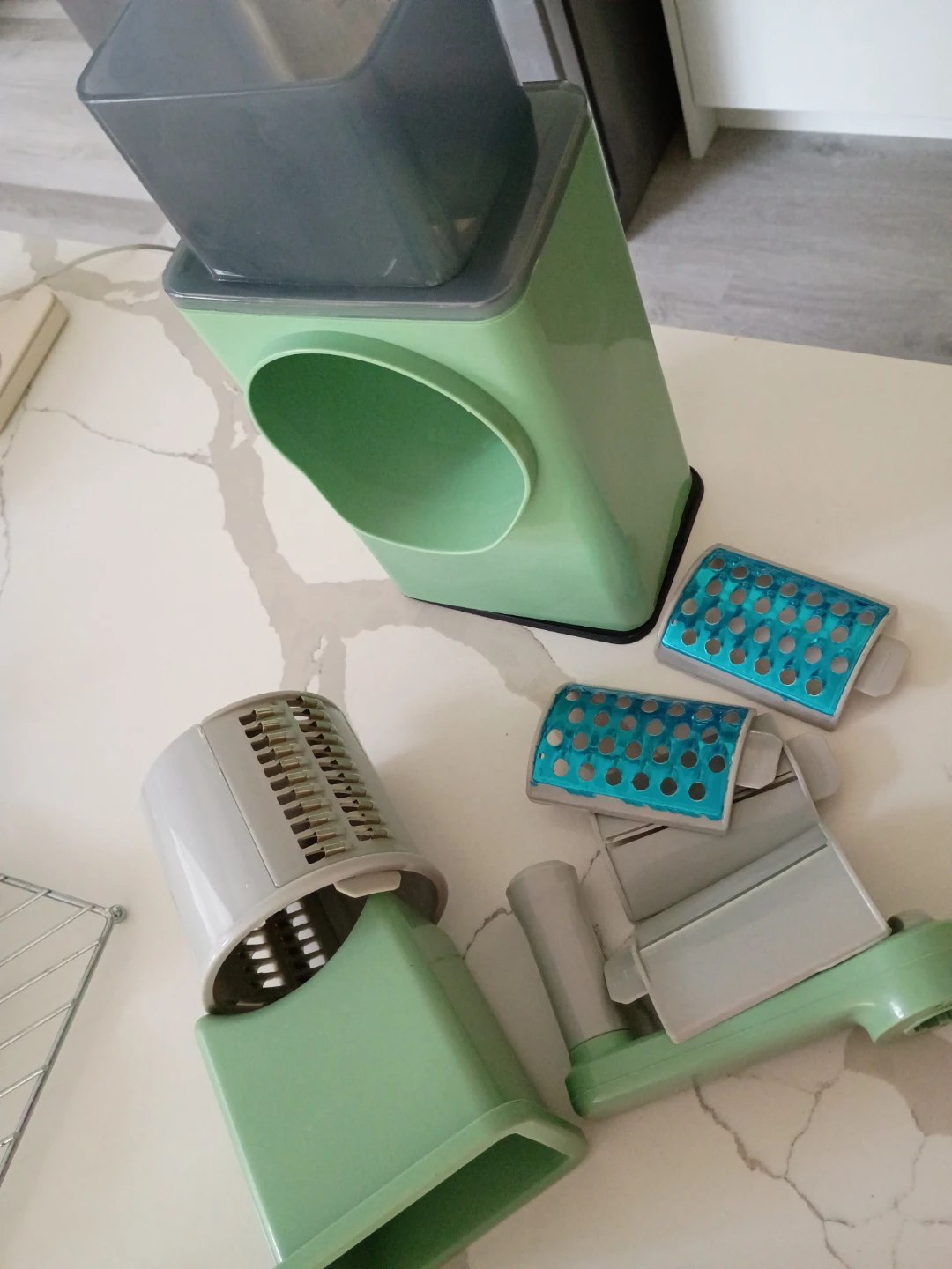 Green Rotary Grater Slicer