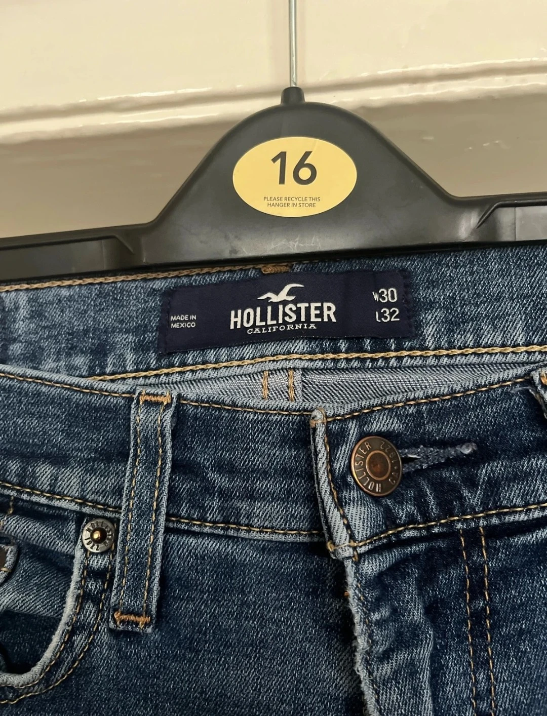 Hollister Super Skinny Jeans - photo 2