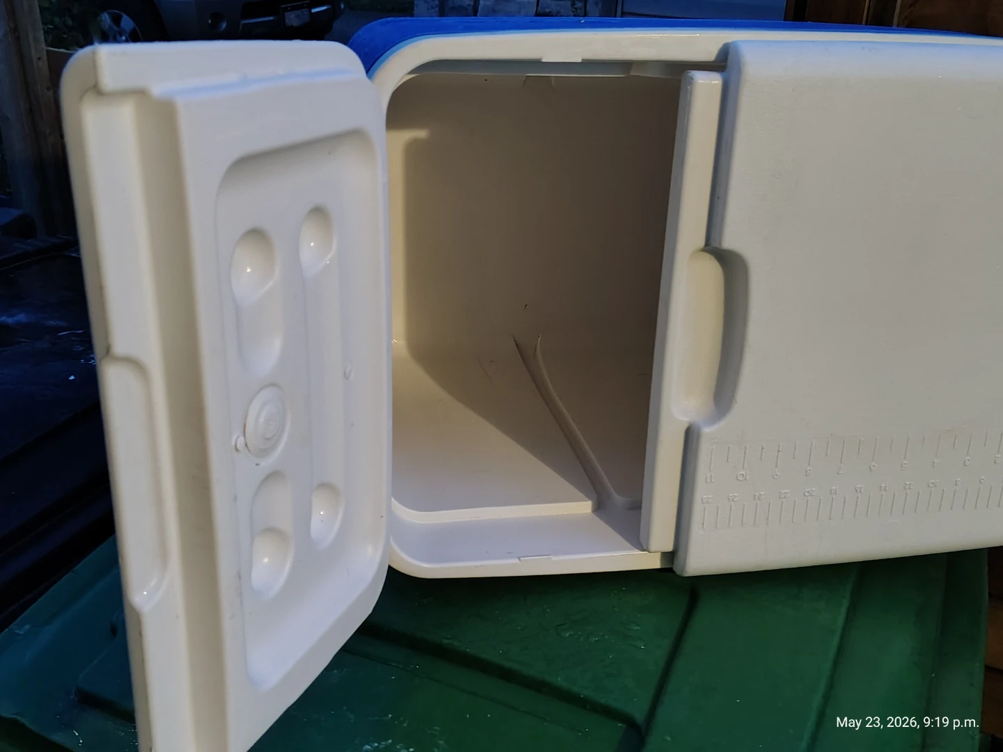 IGLOO 50 Qt Fishing Cooler with Ruler 🥕 - photo 4