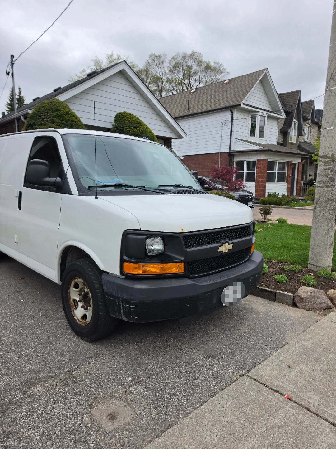 White Chevrolet Cargo Van - photo 2