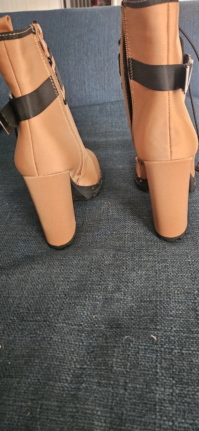 Tan Lace-Up Ankle Boots with Buckle Accent - photo 2