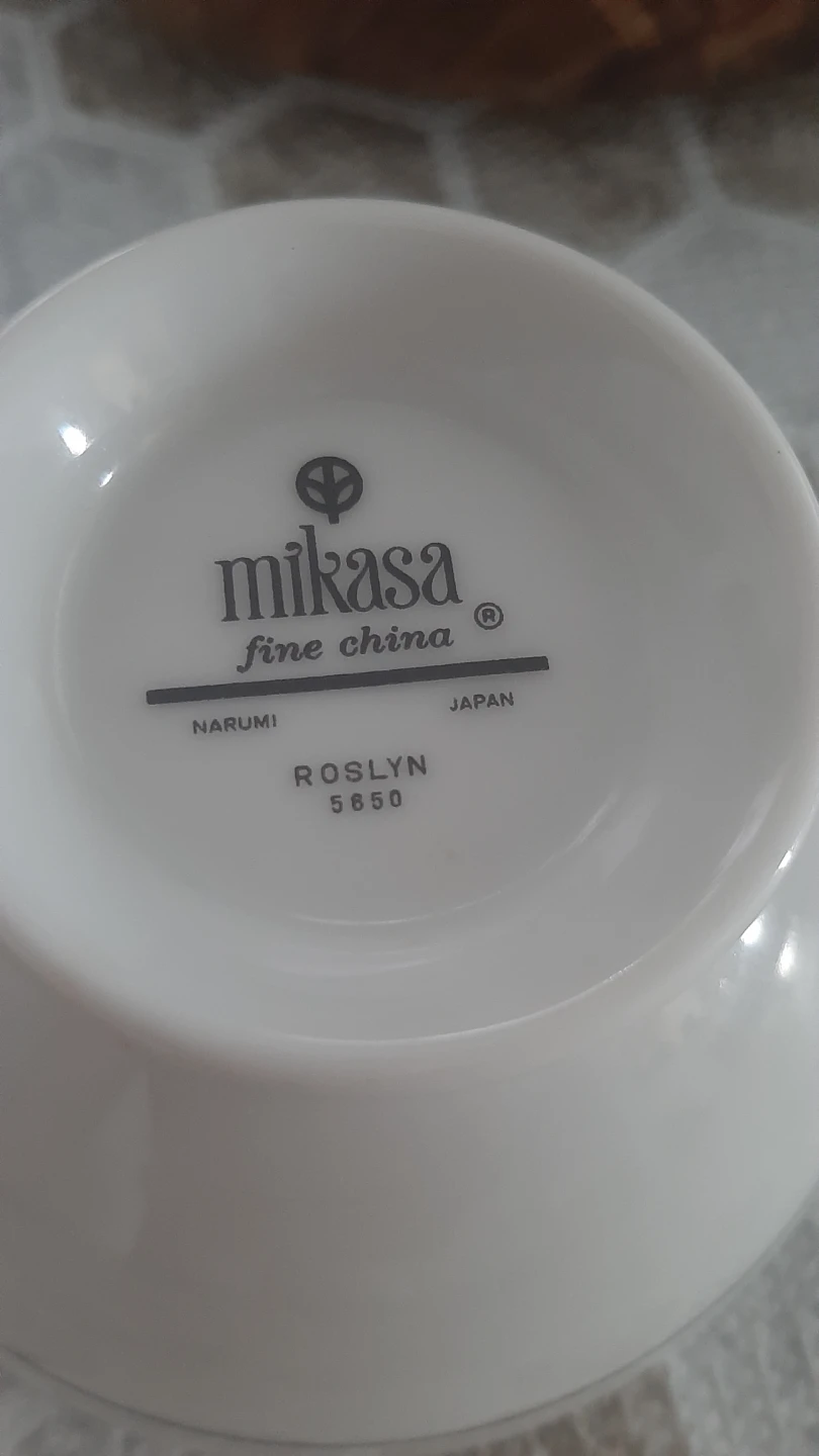 Mikasa Fine China Roslyn 5650 Teacups - photo 2