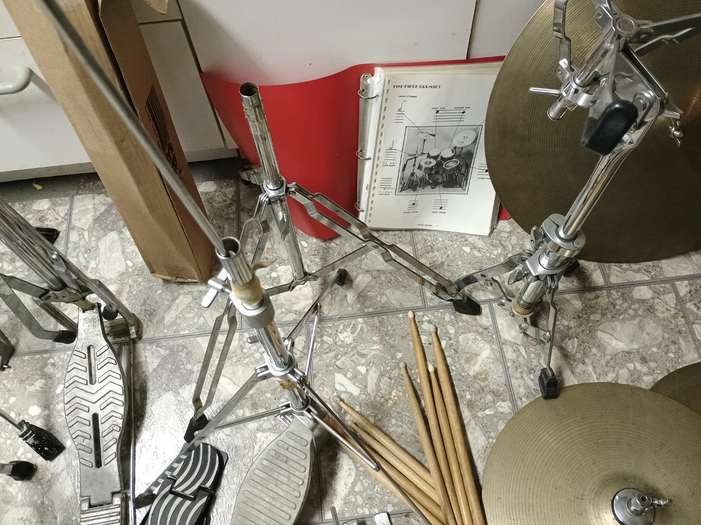 Remo Power Stroke 24" drum set USA with extra hardware - photo 2