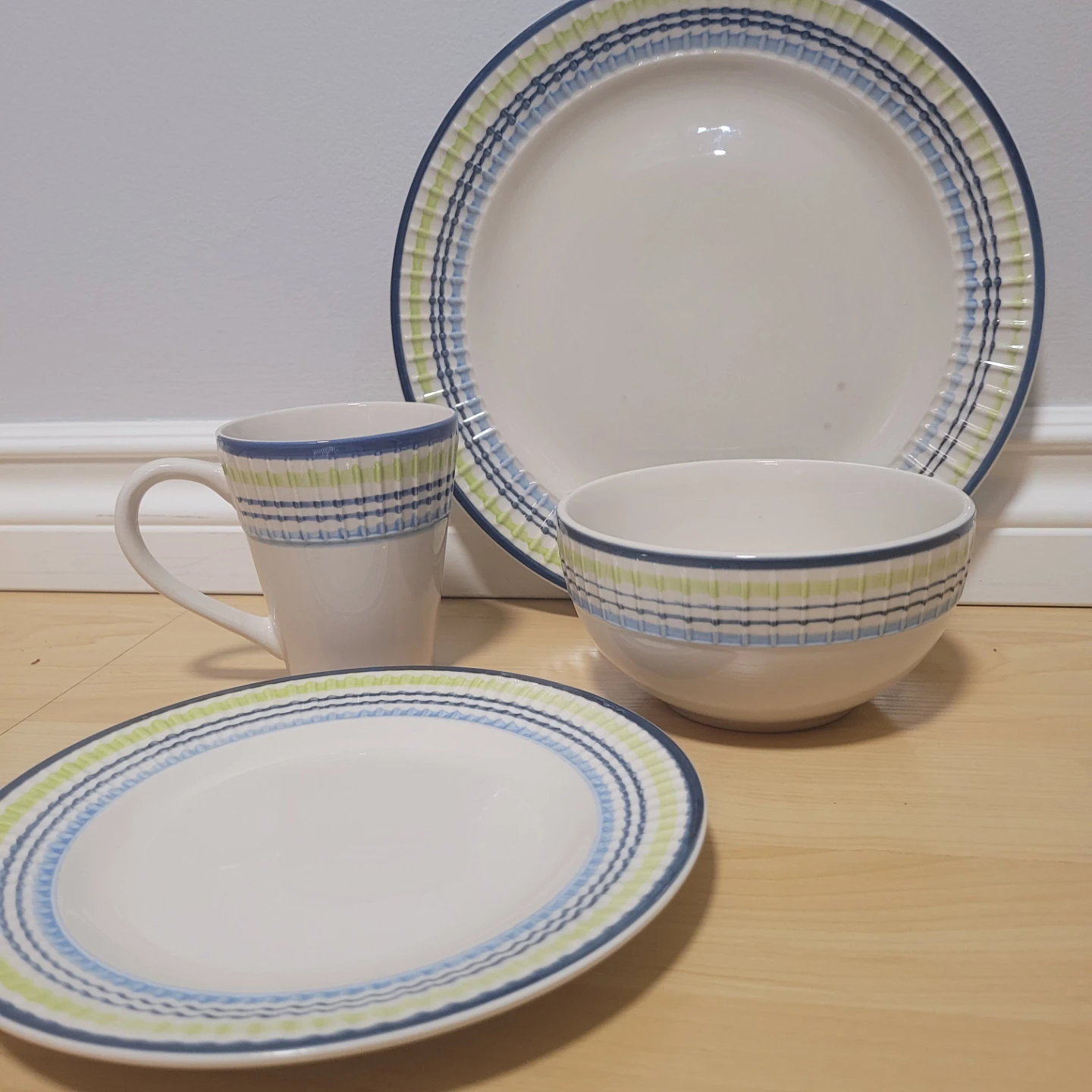 Ceramic Dinnerware Set - 4 of each
