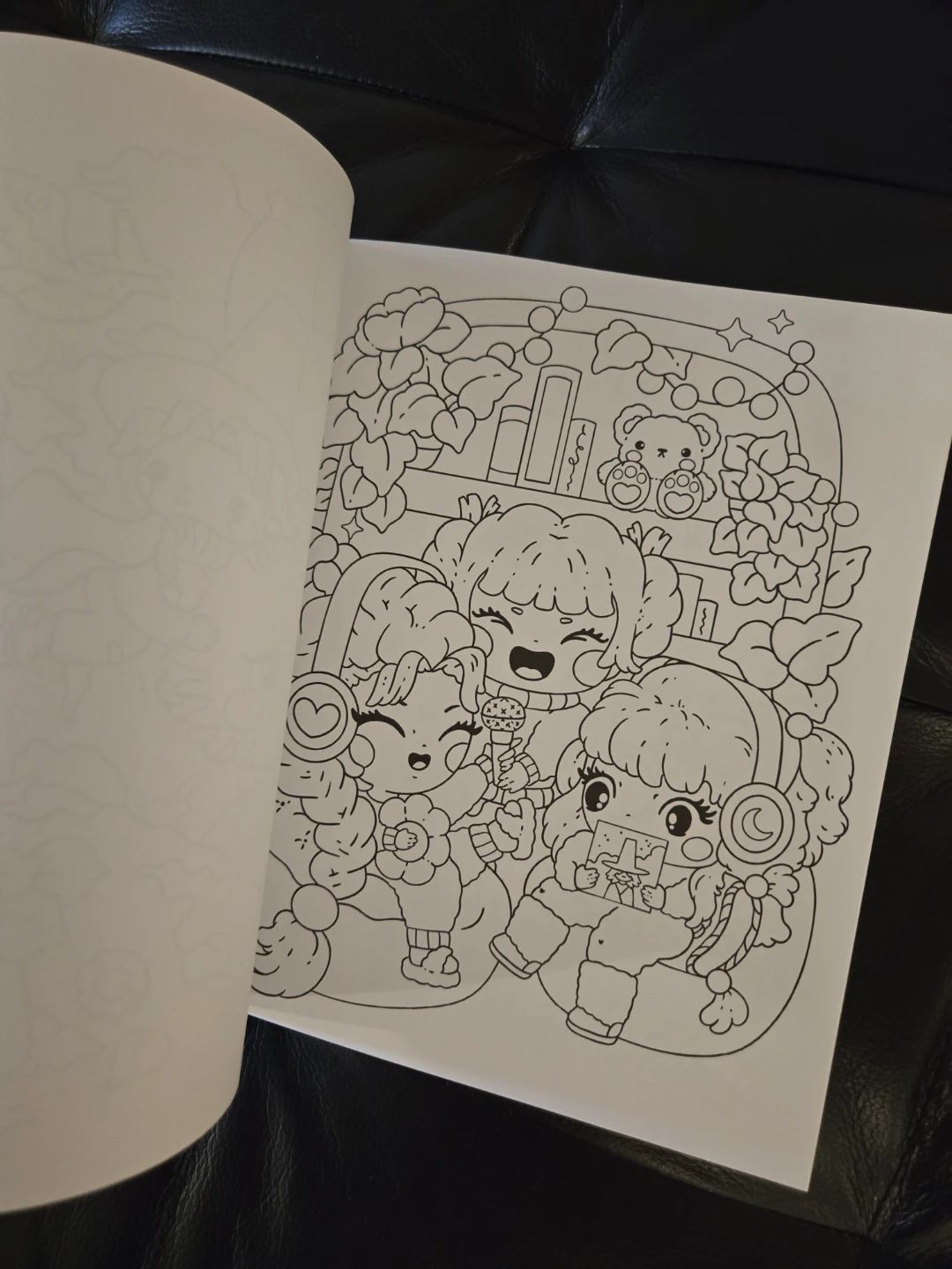 The Unofficial Coloring Book for Fans of KPOP Demon Hunters - photo 3