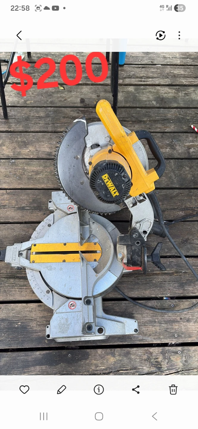 DEWALT Mitre Saw