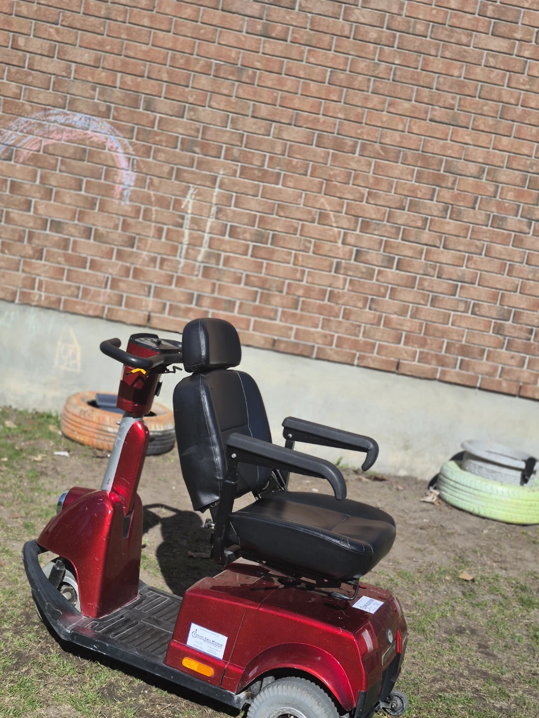 Fortress Mobility Scooter - photo 4
