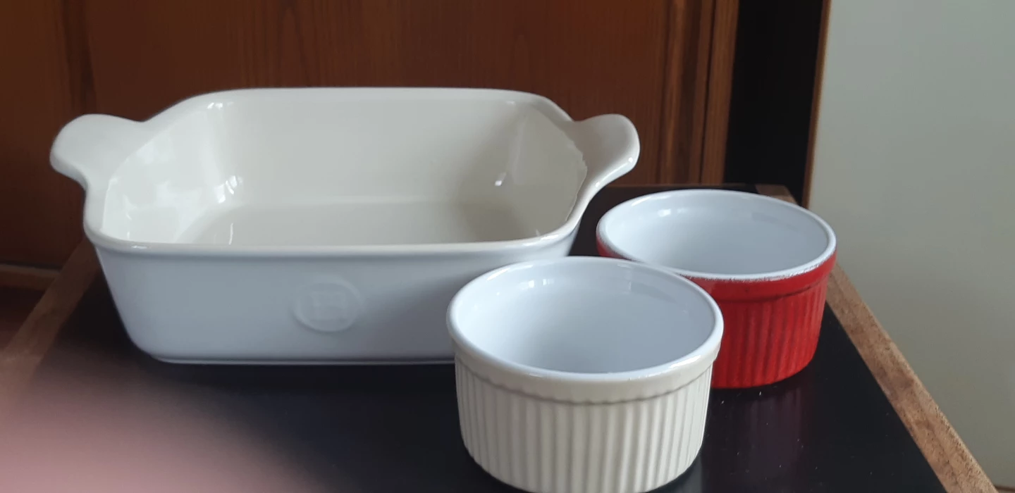 Emile Henry Baking Dish and Ramekins Set