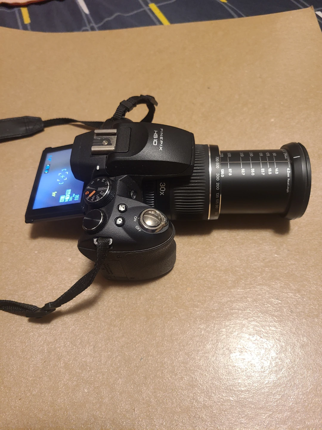 Fujifilm FinePix HS10 10MP Digital Camera - photo 2