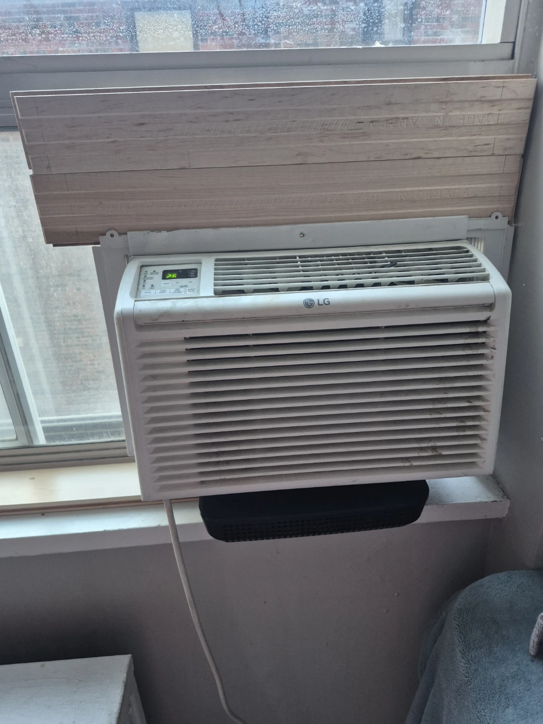 LG Window Air Conditioner