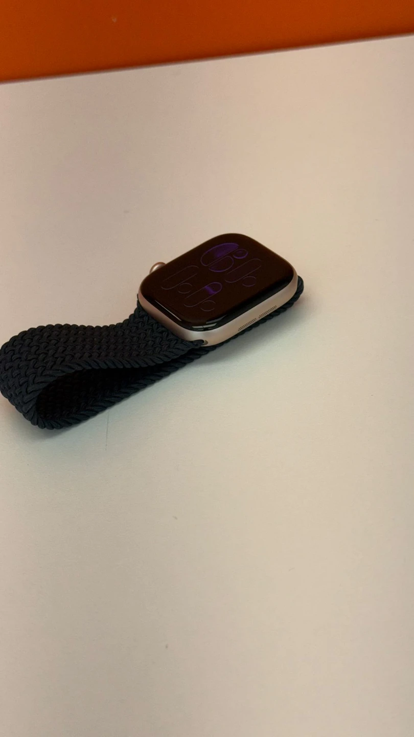 Apple Watch Series 10 – 46mm – GPS – 100% Battery Health - photo 3
