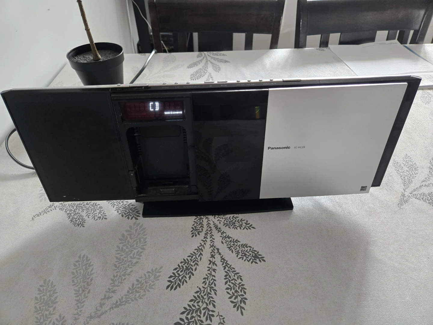 Panasonic SC-HC35 CD Radio iPod Stereo System