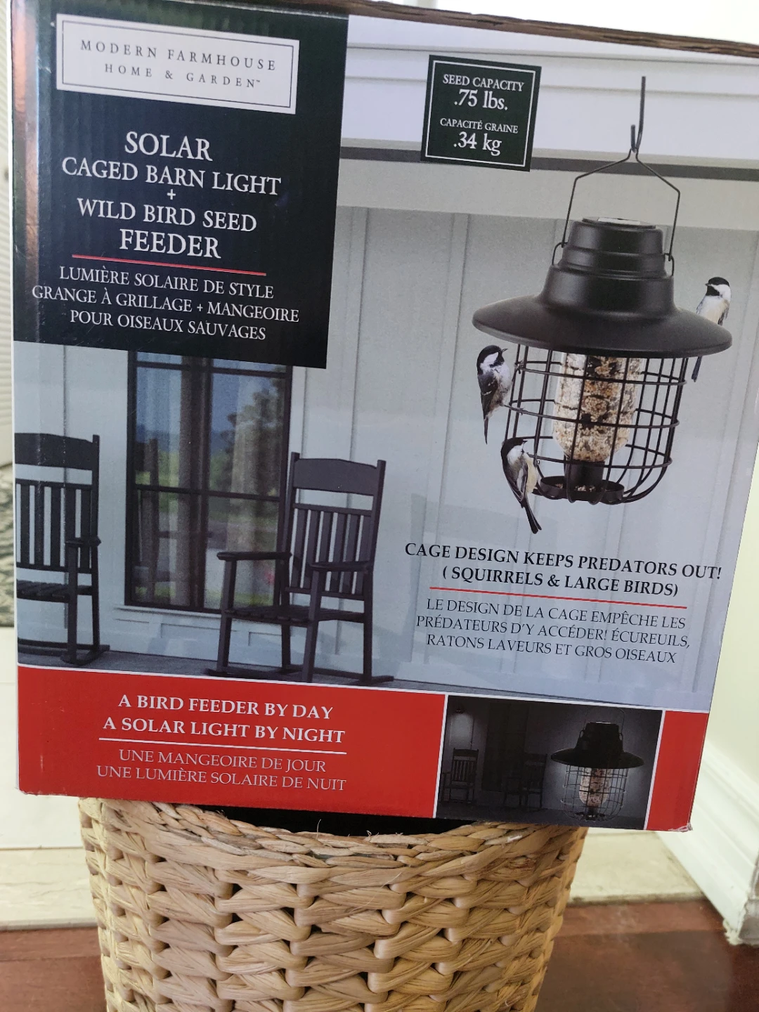 Modern Farmhouse Solar Caged Barn Light Wild Bird Seed Feeder