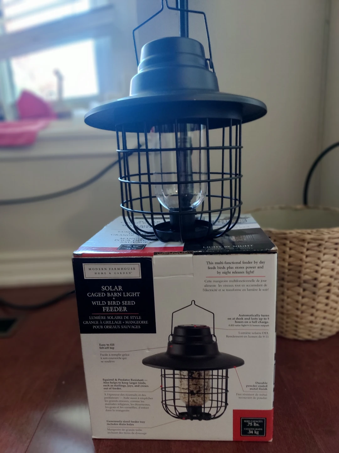 Modern Farmhouse Solar Caged Barn Light Wild Bird Seed Feeder - photo 4