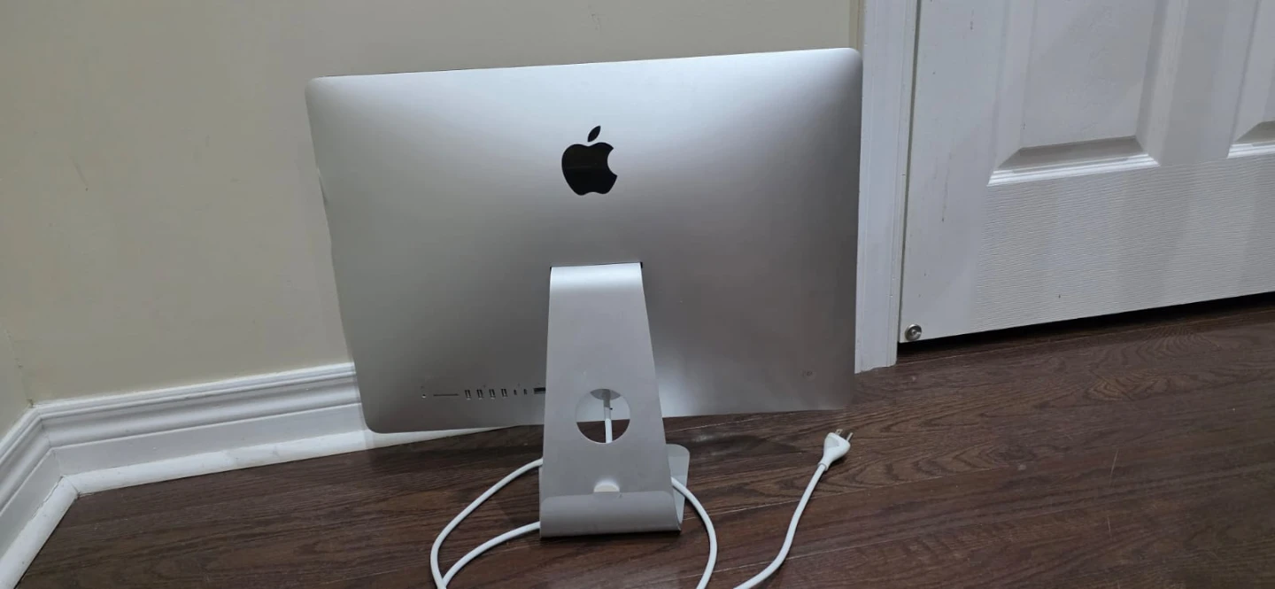 Apple iMac Cracked Screen - photo 2