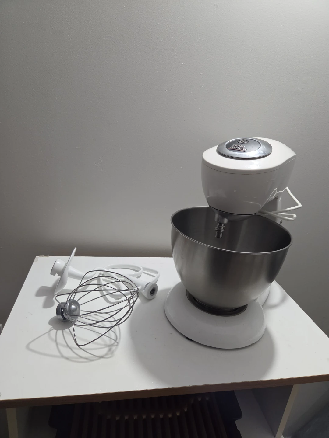 GE 350-Watt Stand Mixer - photo 2