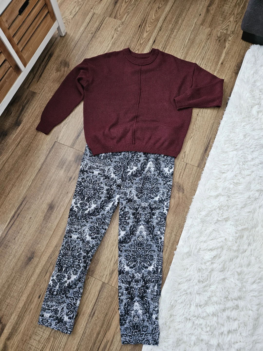 Women's maroon sweater set size Small