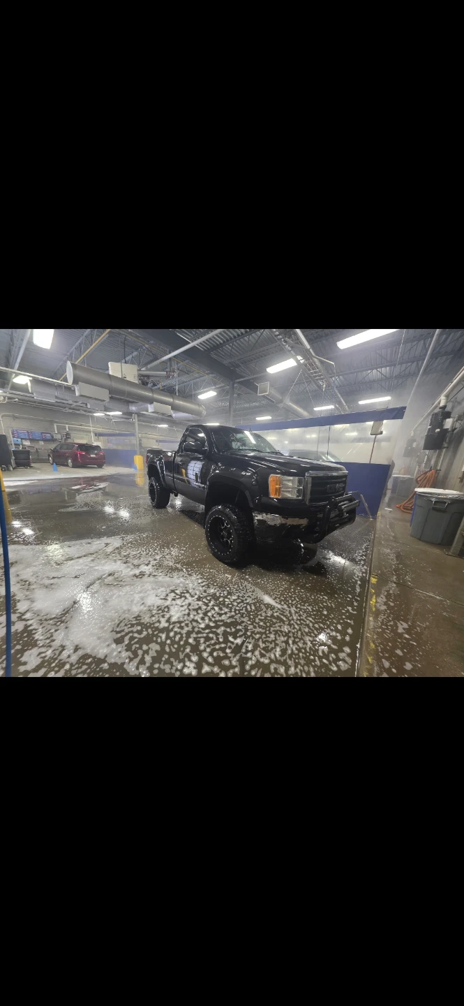 Black GMC Sierra 4x4 Truck - photo 2