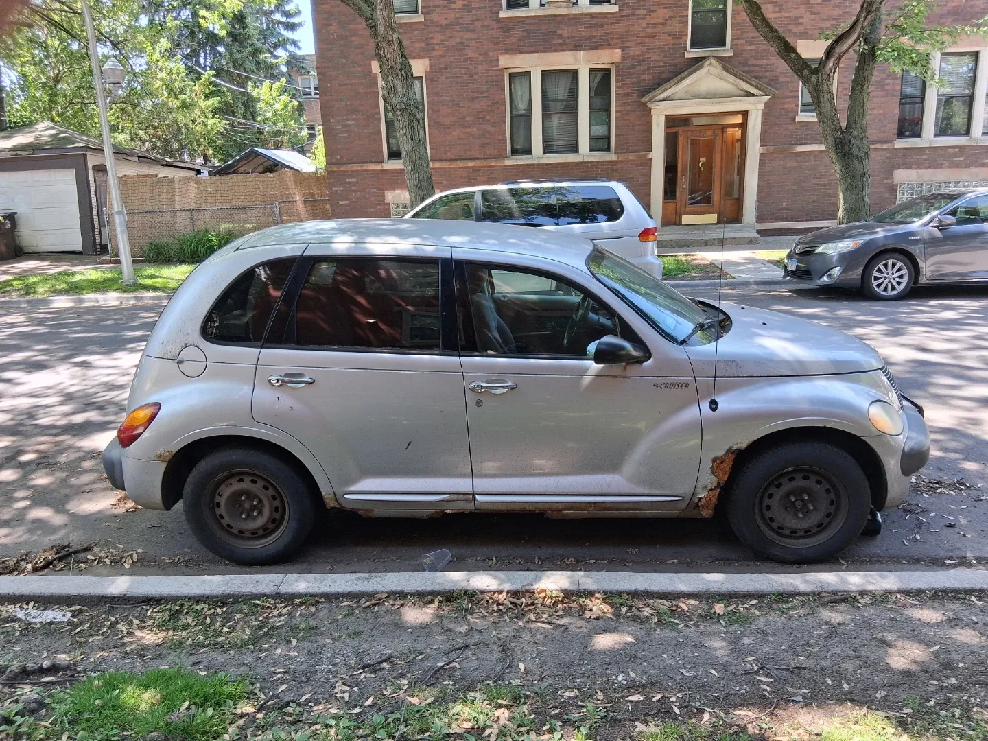 2002 Silver Chrysler PT Cruiser - photo 2