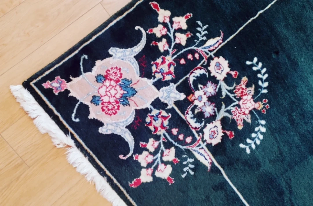 Persian Wool & Silk Rug - photo 3