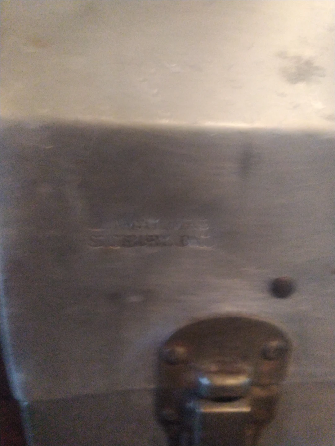 L. May Mfg. Co. Aluminum Carrying Case - photo 2