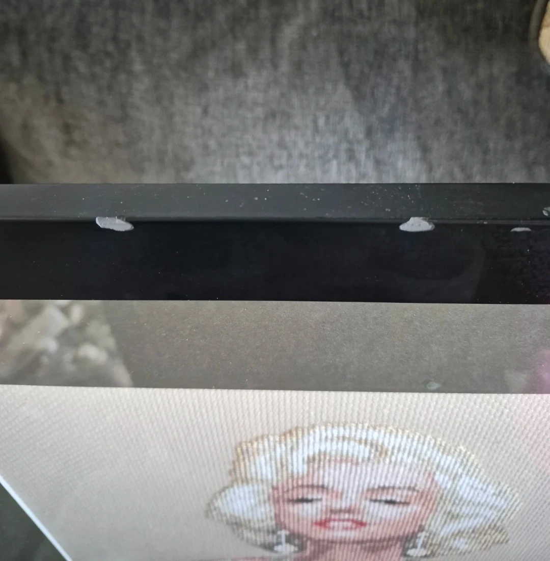 Framed Marilyn Monroe Cross-Stitch Art - photo 4