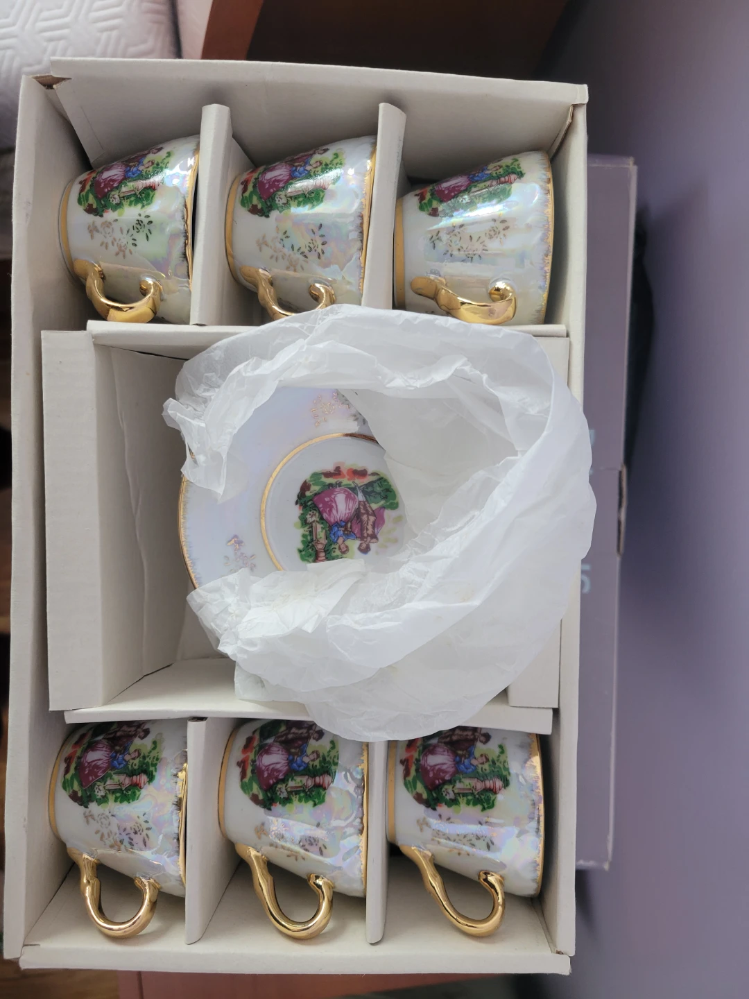 Set of 6 Vintage Porcelain Teacups and Saucers with Gold Trim - photo 5