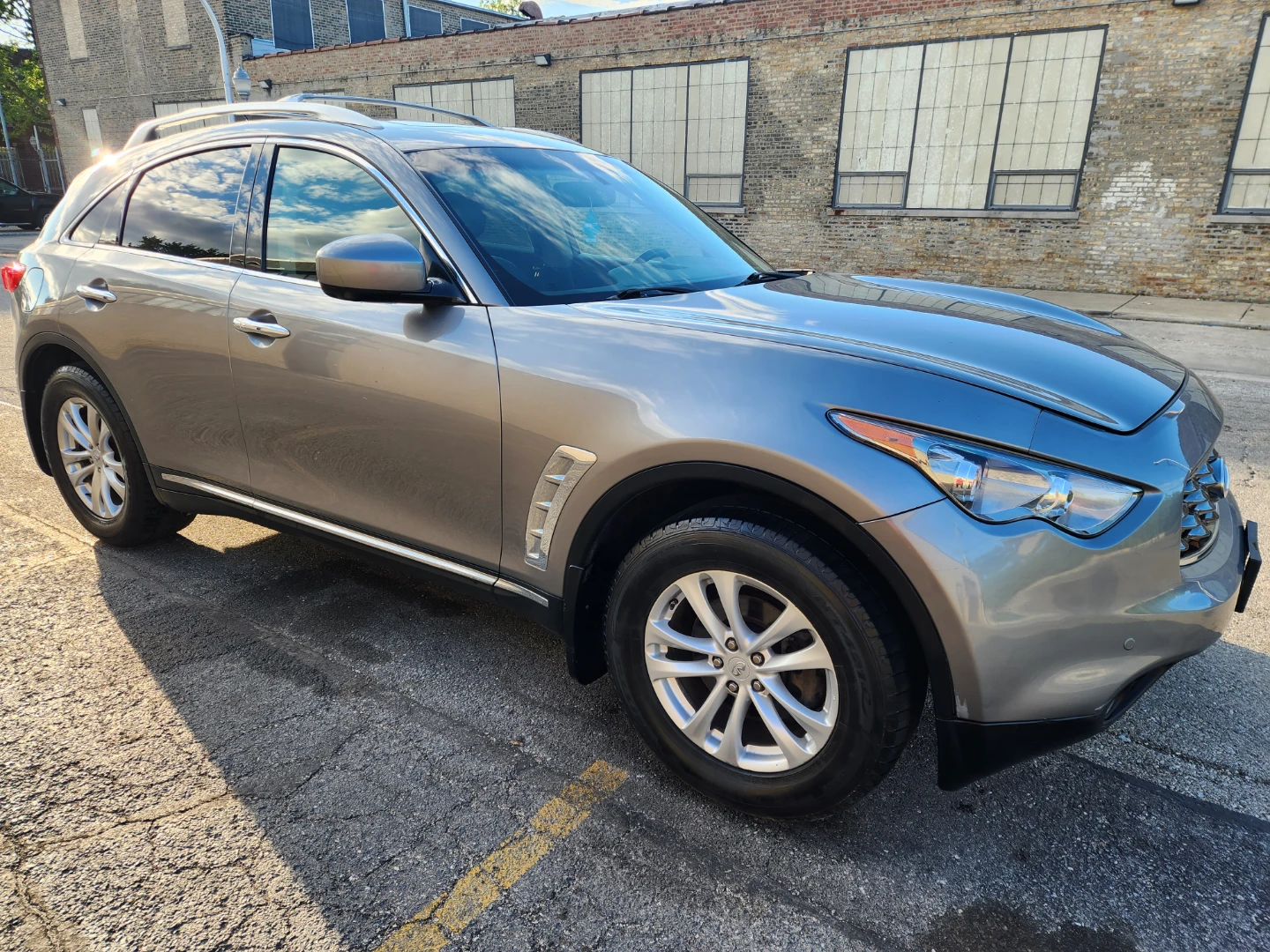 2011 Infiniti FX35 - photo 3